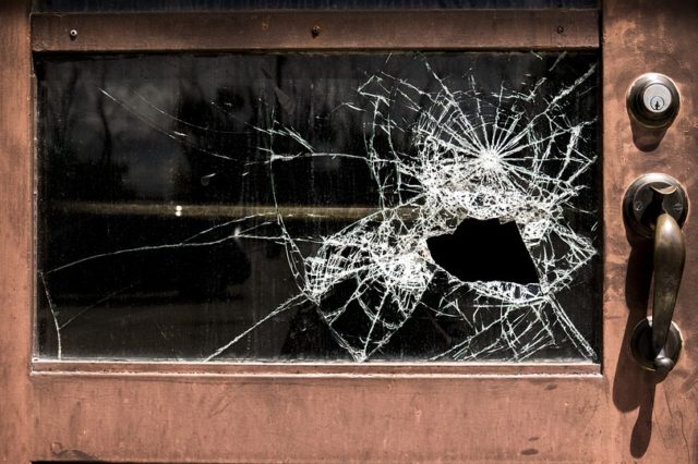 Расследование преступлений связанных с организованной преступностью (реферат)