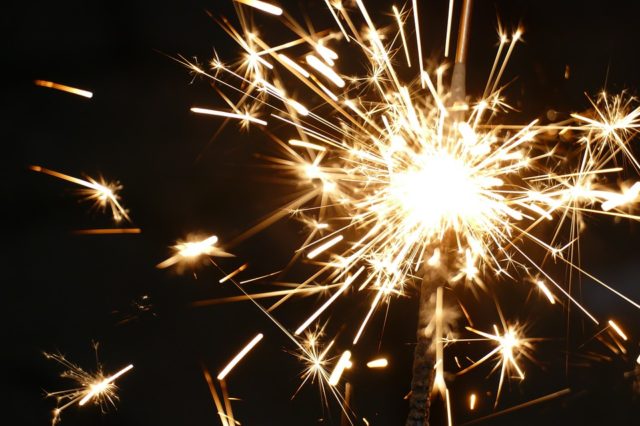 Новогодняя ночь в клубе знаменитых капитанов. Внеклассное мероприятие по географии материков и океанов (реферат)