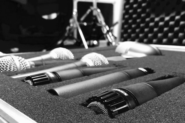 Розбудова інформаційного суспільства в Україні в умовах сьогодення: практичні аспекти (реферат)