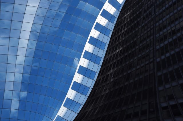 Розвиток державного управління інноваційною діяльністю середнього та малого сектору економіки на регіональному рівні (реферат)