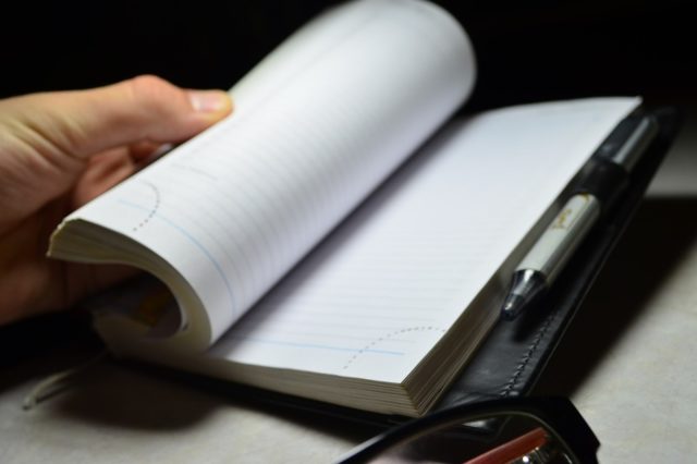 Аналіз державного регулювання розвитку економічної бази установ соціального захисту населення: напрями, функції і інструменти (реферат)