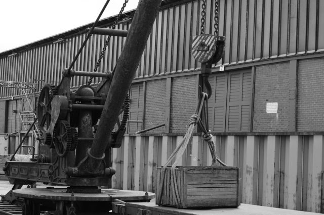 Подъемно-транспортные машины в пищевой промышленности (реферат)