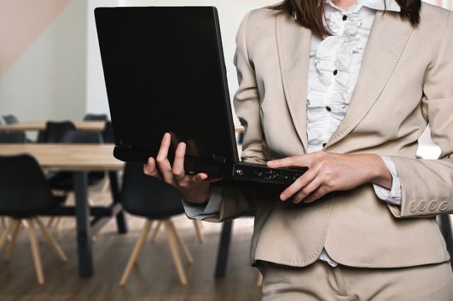 Процедури формалізації адаптивного набору стратегій забезпечення достатнього рівня економічної безпеки промисловості України (реферат)