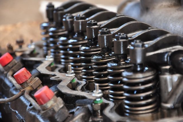 Карбюраторный двигатель, принцип работы (реферат)