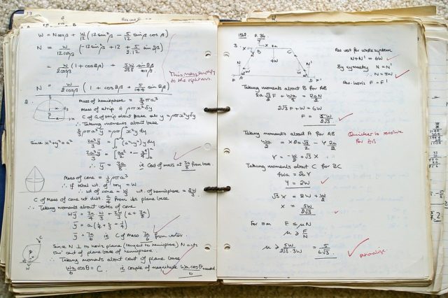 Системи з одним ступенем свободи при відсутності тертя. Силове порушення коливань. Кінематичне порушення коливань (реферат)