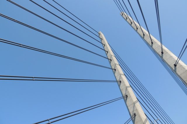 Приклад побудови епюри згинальних моментів для статично невизначеної рами, використовуючи спосіб уведення твердих консолей (реферат)