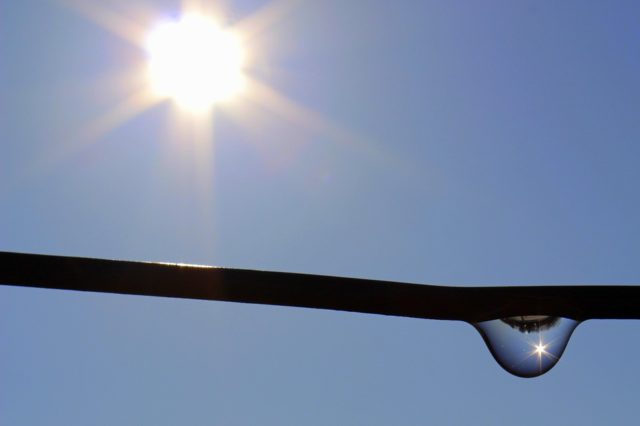 Рівняння безмоментної теорії оболонок обертання (реферат)