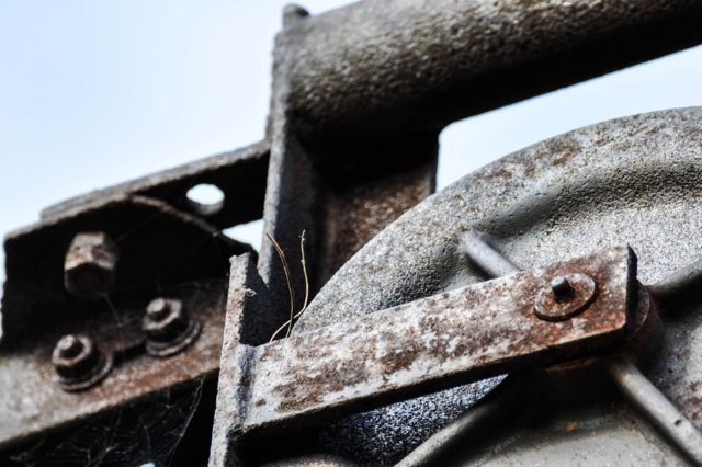 Виділення симетричних і кососиметричних форм коливань (реферат)