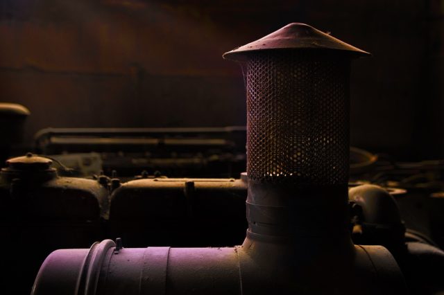 Згин круглих пластин. Фундаментальні рішення (реферат)