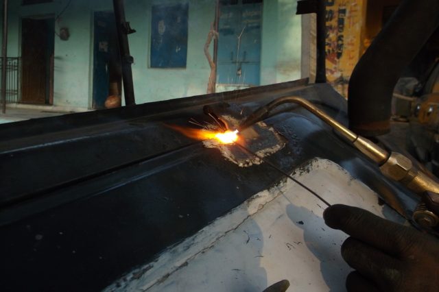 Вредности и опасности при газовой сварке и резке (реферат)