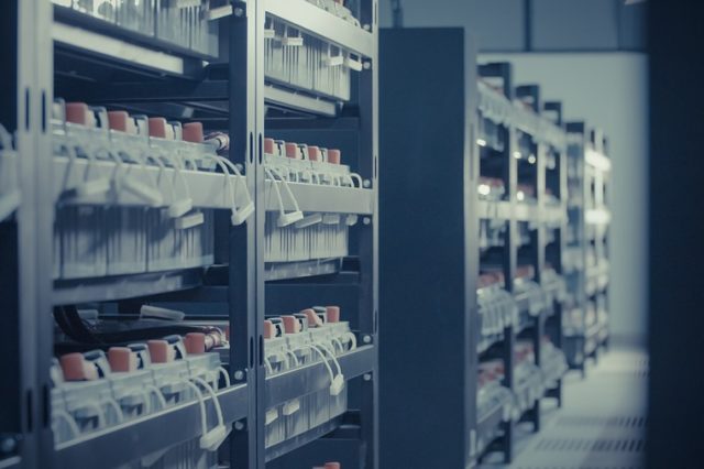 Разработка маломощного стабилизированного источника питания (курсовая)