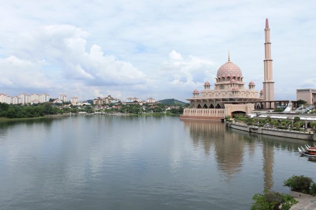 Ислам &ndash; вера, образ жизни и закон Саудовской Аравии (реферат)