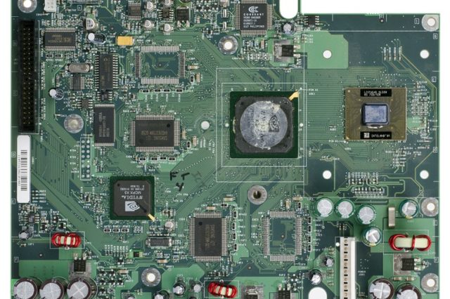 Расчёт переходных процессов в линейных электрических цепях с сосредоточенными параметрами (курсовая)