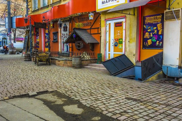 Развитие рекламы (реферат)