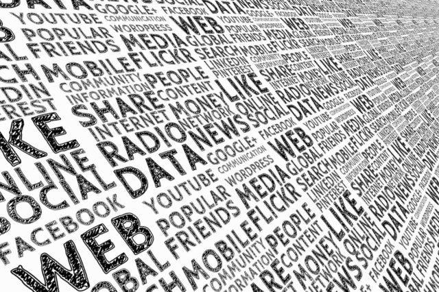 Замкнутые сети с многорежимными стратегиями обслуживания (курсовая)