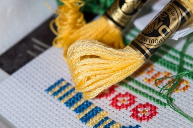 Український народний стрій XIV&mdash; XVIII ст. (реферат)