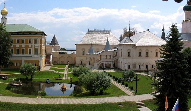 Загострення відносин між радянською Росією та УНР у листопаді&mdash;грудні 1917 р. (урок)