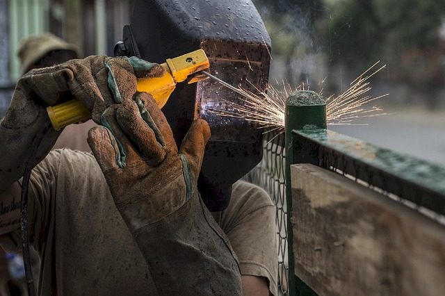 Напряжения и деформации при сварке