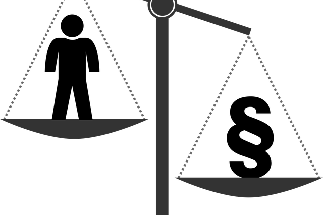 Прокурорский надзор за исполнением законов при рассмотрении уголовных дел военными судами